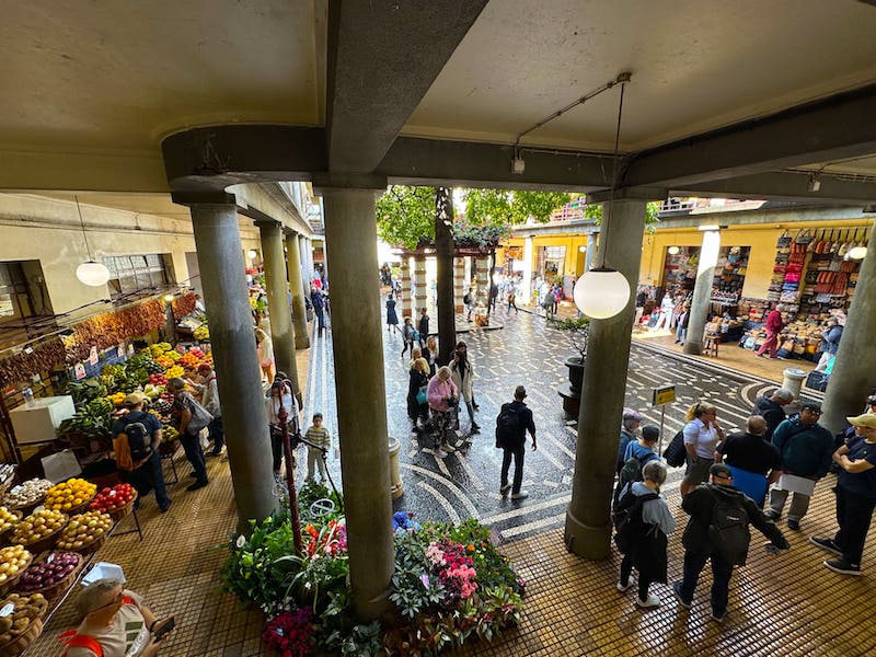 Die Markthalle Mercado dos Lavradores