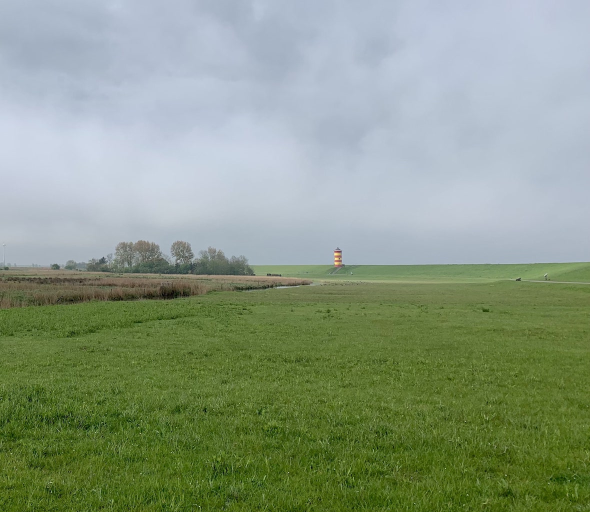 Der bunte Leuchtturm in Pilsum